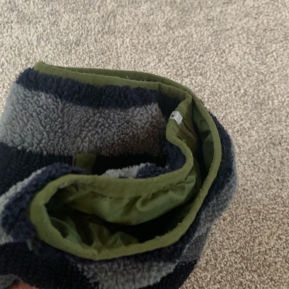 Hanna Andersson 100 Reversible Green Gray Blue Fuzzy Coat Jacket - Picture 6 of 10